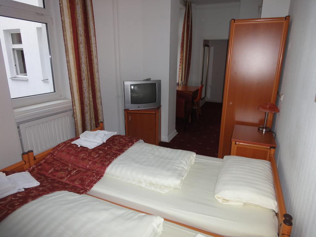 Hotel 54 3*